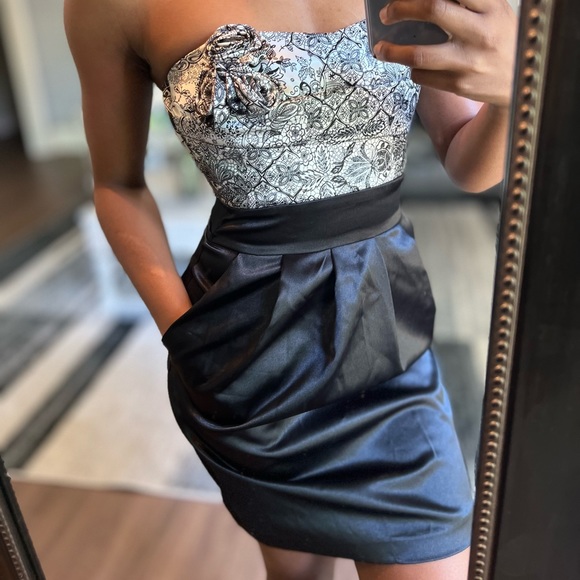 Black and White Floral Formal Mini Dress with 2 Pockets, Juniors 7 - Picture 4 of 7